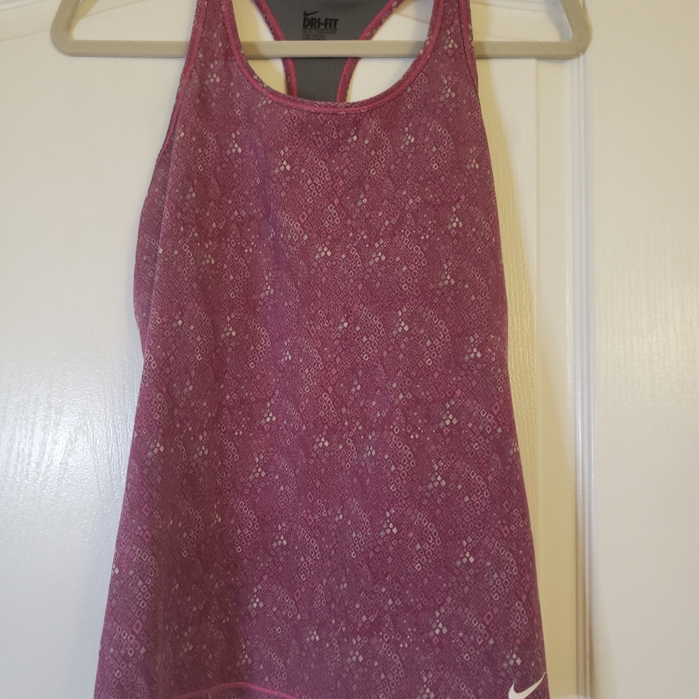 Nike Dri-Fit LRG
